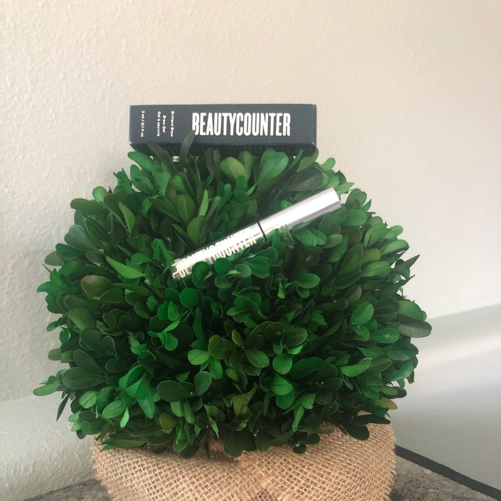 NEW Beautycounter Brilliant Brow Gel - Clear